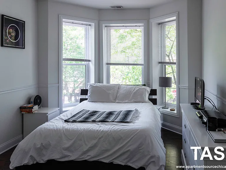 1856 N Humboldt Blvd #2N — Photo 12