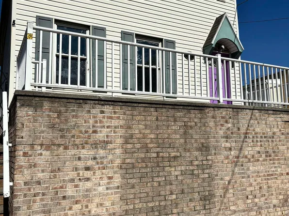 11 W 24th St, Bayonne, NJ 07002