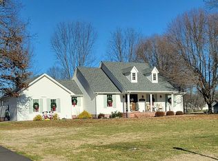 112 Summers Ln, Kevil, KY 42053