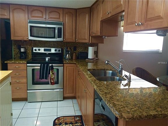 4th image of 7710 Danube Dr