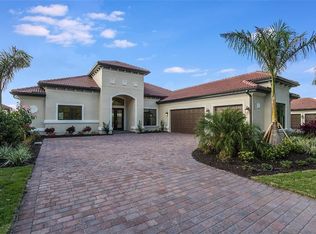360 Maraviya Blvd, Nokomis, FL 34275