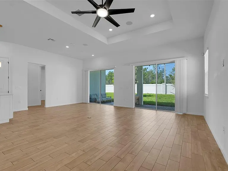 10393 Park Estates Ave — Photo 15
