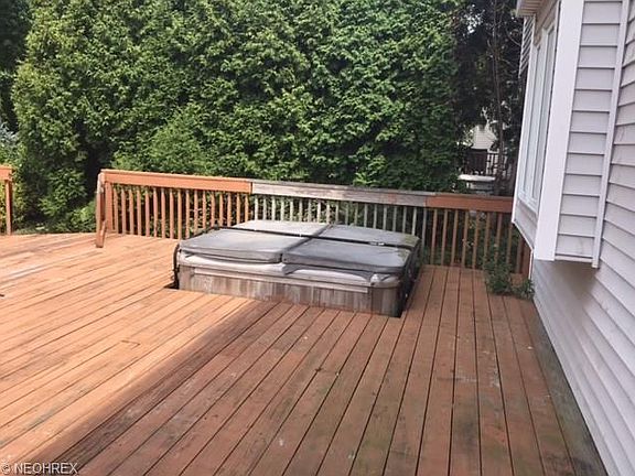 5th image of 520 E Beacon Hill Cir