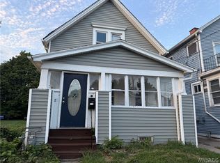 28 Dignity Cir, Buffalo, NY 14211