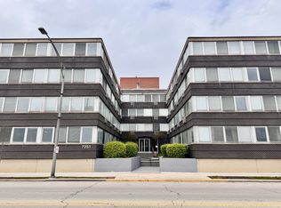 7251 Randolph St APT A2, Forest Park, IL 60130