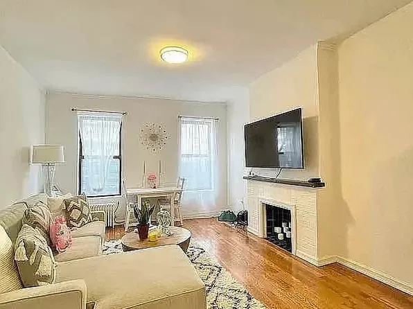 1446 First Avenue image 1 of 6