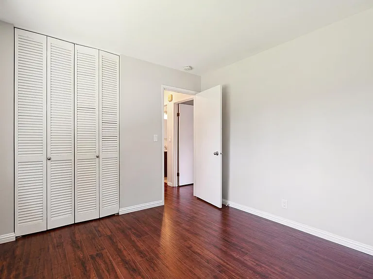866 Woodland Ct — Photo 39