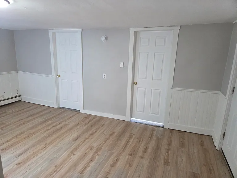 16 Jefferson St #2 — Photo 4