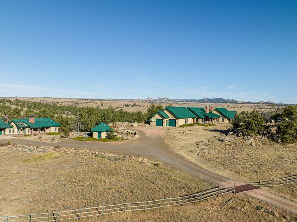 237 Shimmerhorn Rd, Laramie, WY 82052
