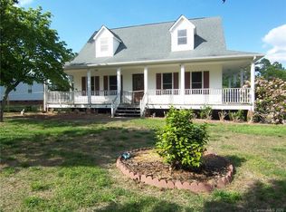 1403 Red Rd, Shelby, NC 28152