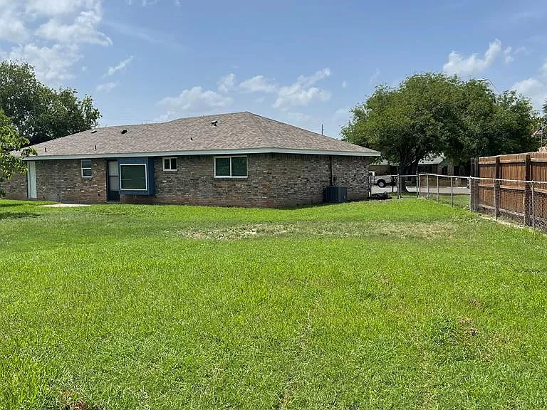 1844 Rosinante St — Photo 27