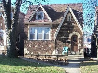 3610 Home Ave, Berwyn, IL 60402