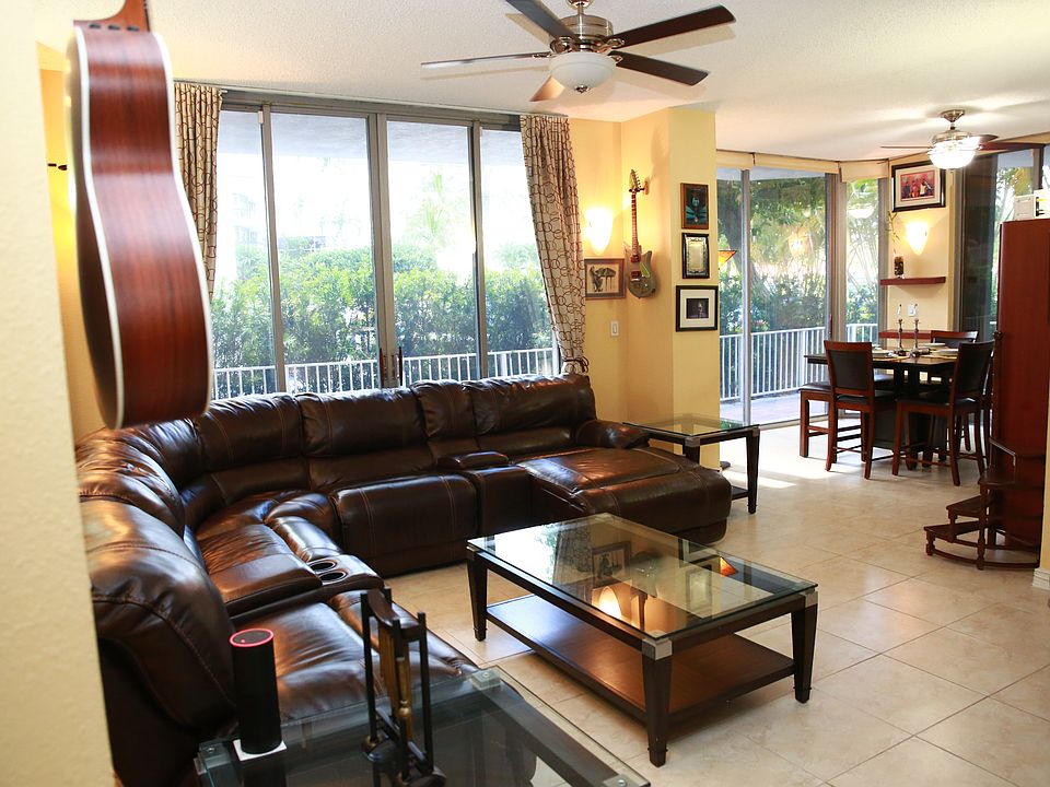 1st image of 19195 NE 36th Ct APT 105