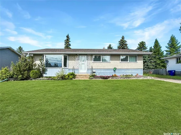 613 3rd STREET W, Wilkie, SK S0K 4W0