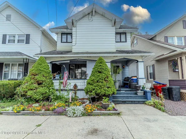 95 Park St, Carbondale, PA 18407