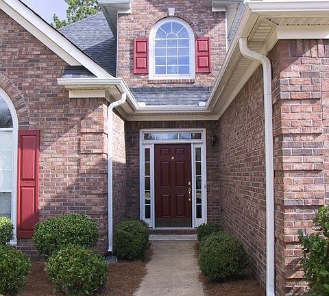 2nd image of 165 Squire Ln