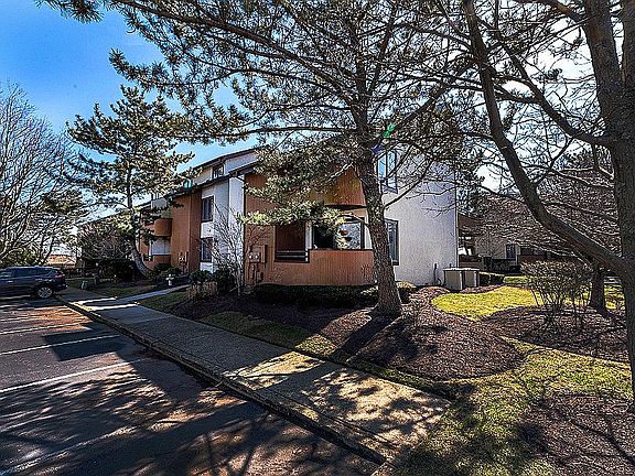 4th image of 113 Easterly Dr