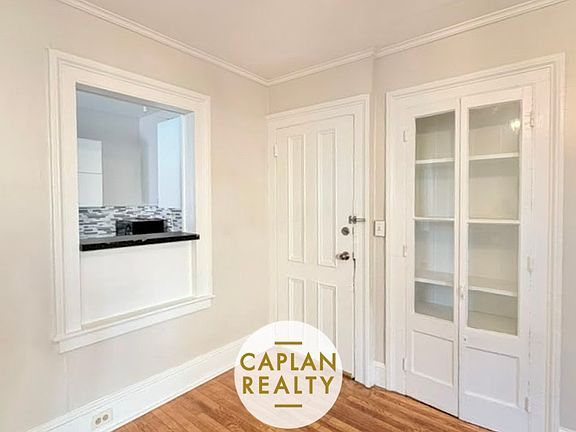 4th image of 542 Chapel St #O5