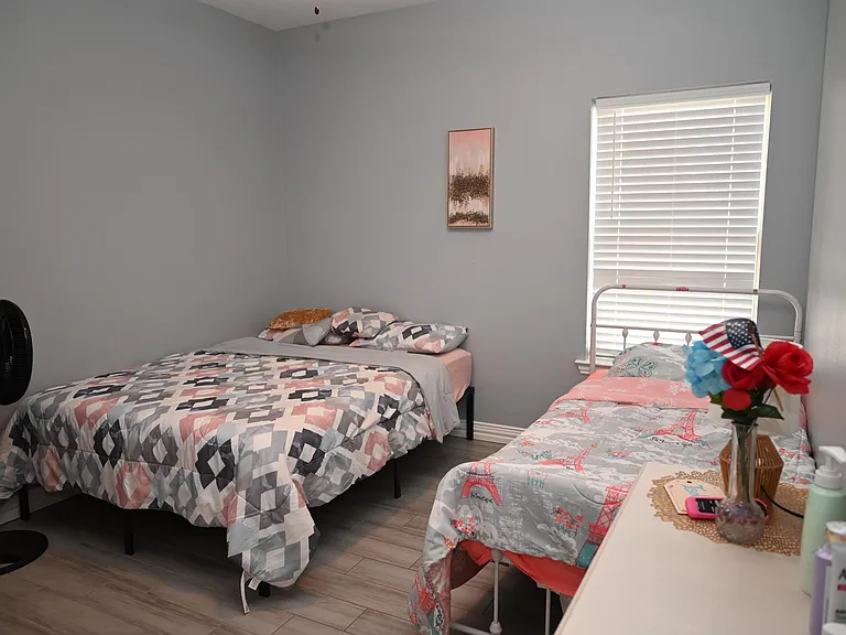 320 Mariners Way — Photo 23
