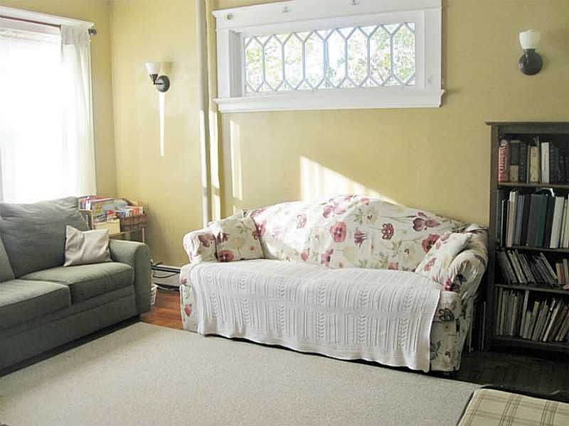 2nd image of 2 Chamberland Ct