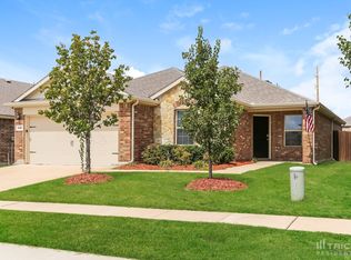 1010 Platinum Dr, Princeton, TX 75407