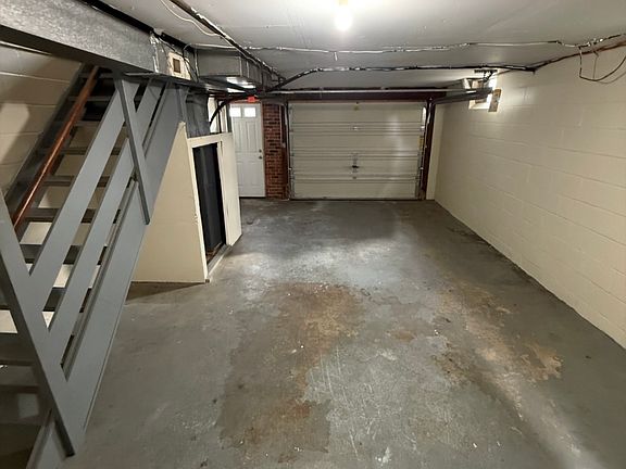 2nd image of 324 Werley Rd N