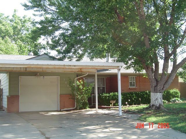 Nice, Clean in a great neighboorhood