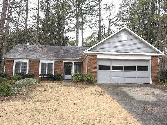 Front View 3/2 Stepless Ranch