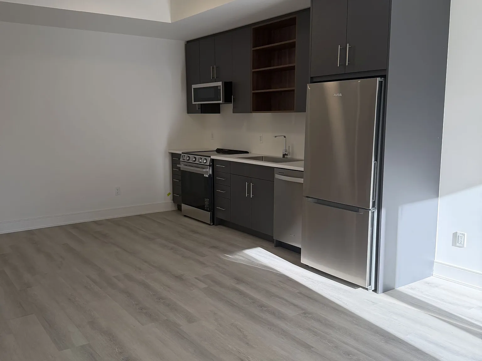 1 bed, $1,950 — Photo 3