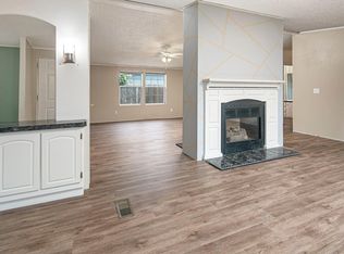 610 11th St, Fort Collins, CO 80524