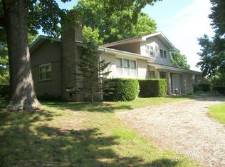 1811 Sherwood Ln, Ava, MO 65608