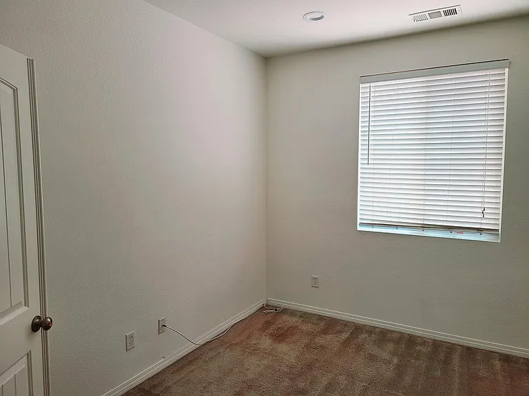 6751 Heathgrove Dr — Photo 21