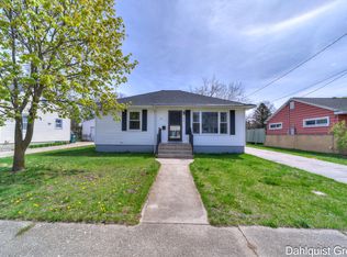 418 Straley St, Muskegon, MI 49445