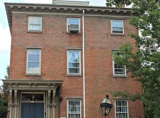 395 Benefit St APT 1, Providence, RI 02903