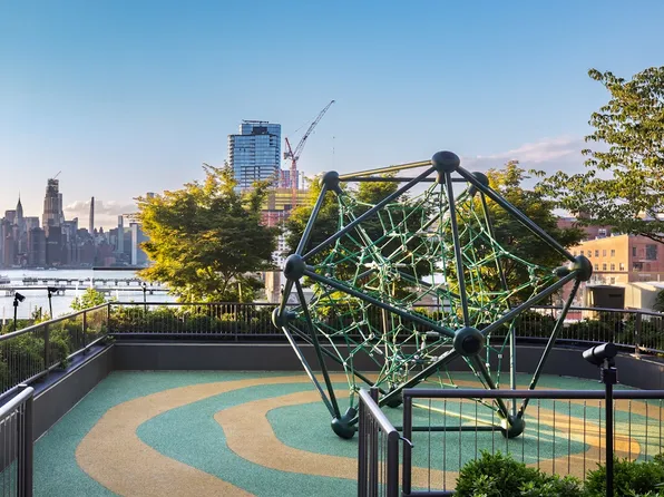 60 Wharf Dr image 39 of 41