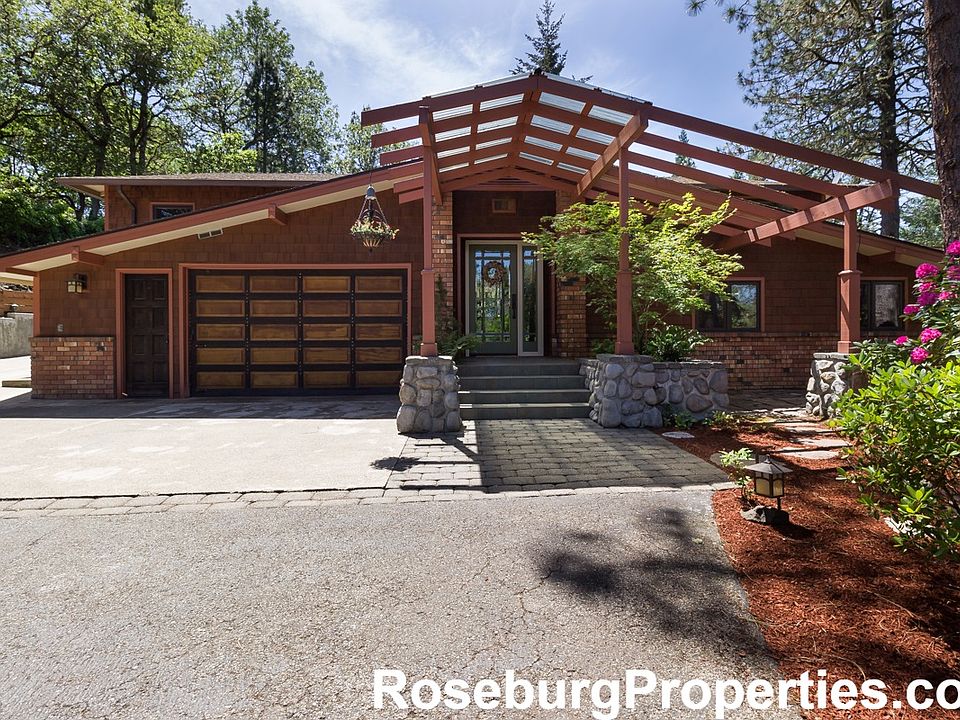 295 SE Terrace Dr Roseburg 