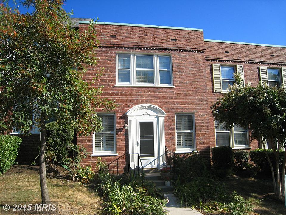 1st image of 2601 16th St S APT 605
