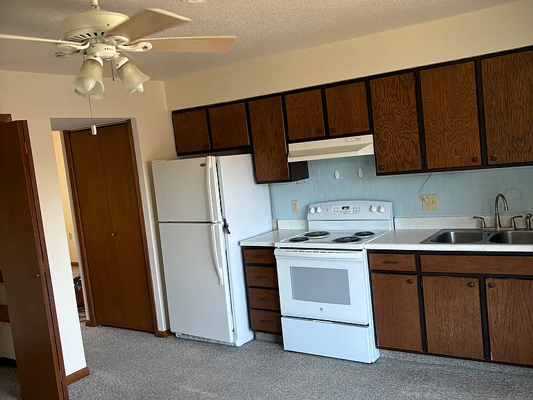 509 NW 3rd St #6 — Photo 8