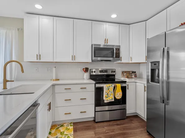 174 4th St, Ponderay, ID 83852