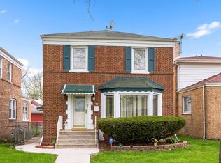 132 Linden Ave, Bellwood, IL 60104