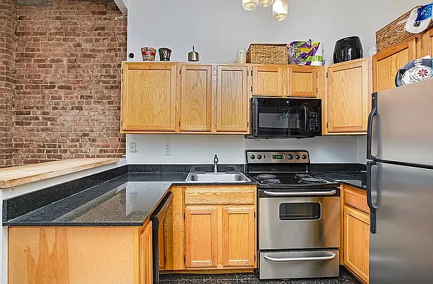 Rented by Living New York | media 35