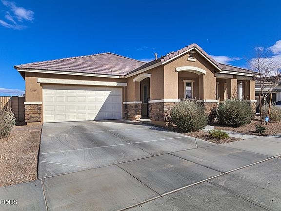3rd image of 22598 E Via Las Brisas
