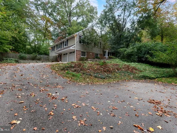 625 Upper Weadley Rd, Strafford, PA 19087