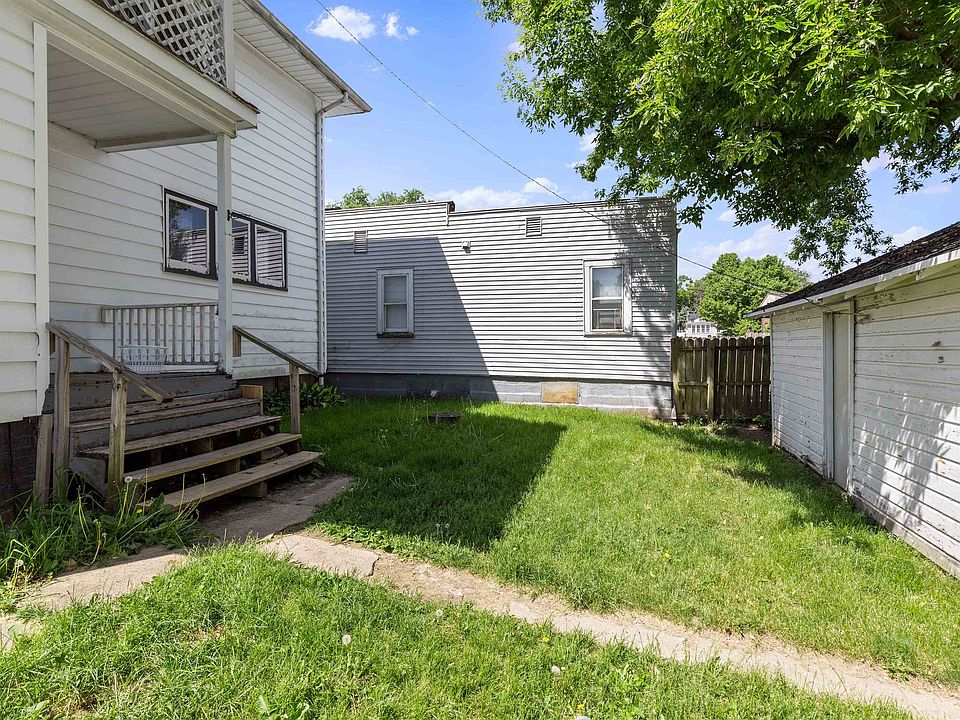 2nd image of 1267 S Galena Ave