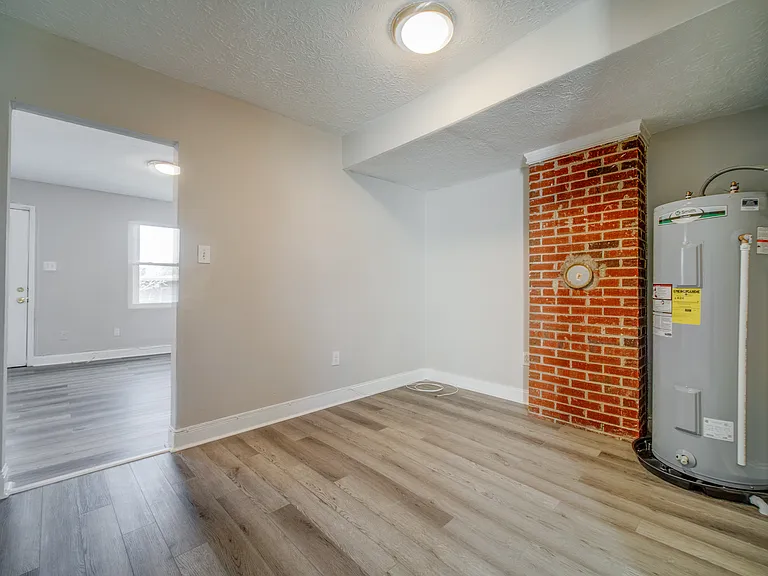 2727 Tate St #2727 — Photo 12