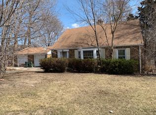 1229 N Arlington Heights Rd, Arlington Heights, IL 60004