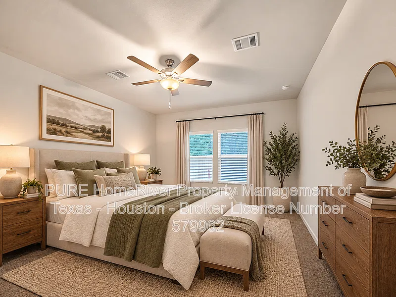 4 bed, 2.5 bath, 2003 sqft, $2,325 — Photo 4