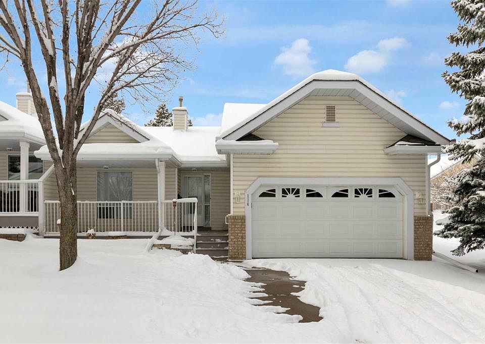 1st image of 114 Macewan Ridge Vlg NW