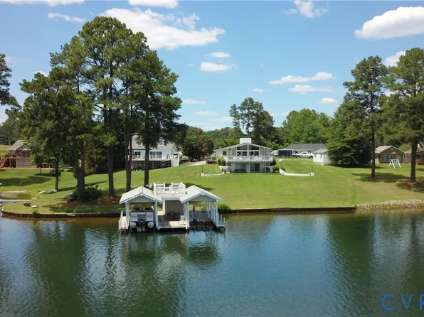 224 Kelly Dr, Valentines, VA 23887