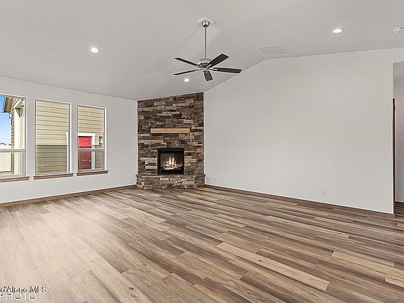 4th image of 4425 E Davin Dr